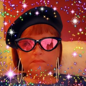 Meet your Posher, Ernestine